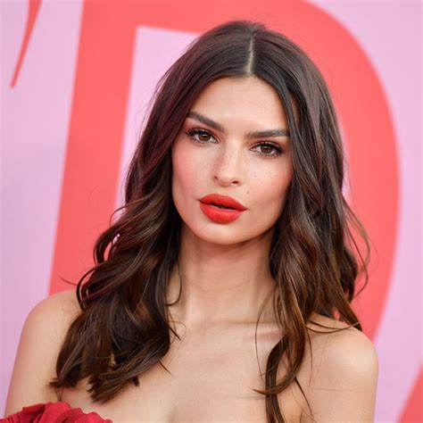 Spotted at the 2016 oscars vanity fair party. Model Emily Ratajkowski postet heißes Nacktfoto | COSMOPOLITAN