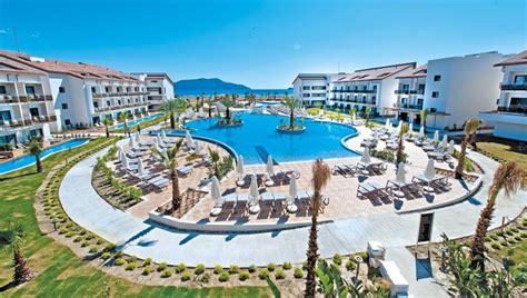 Ölüdeniz hotel, hotel ölüdeniz, ölüdeniz otel, ölüdeniz hotelleri, ölüdeniz otelleri, fethiye ölüdeniz, ölüdeniz türkiye, ölüdeniz kum burnu, ölüdeniz plajı, ölüdenize nasıl gidilir, ölüdeniz uygun otel, ölüdeniz ekonomik otel, cheap hotels in oludeniz TUI SENSATORI Resort Barut Fethiye in Egeïsche kust ...