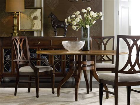 Dining rooms outlet offers kitchen and dining room table sets including kitchen tables and chairs, round kitchen tables, dining room tables and chairs and many more at great prices. Emma Mason Interior Design Service by Dining Rooms Outlet