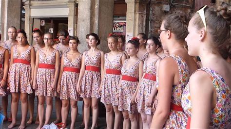 18 170 просмотровтри года назад. A German Girls' Choir in Venice - YouTube