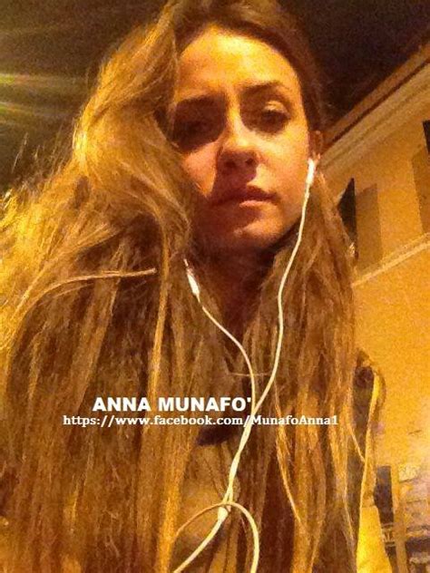 Anna munafò e davide si dovevano sposare il 4 maggio 2019. Anna Munafò: tutte le ultime foto inedite della tronista ...