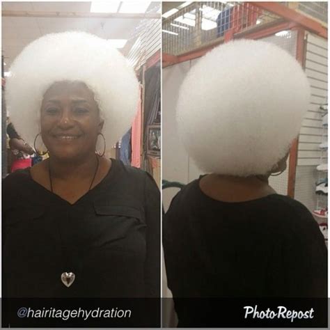 An afro is a natural growth of curly textured hair, in any length kinky hair texture (also known as a natural), or specifically styled with chemical curling products by individuals with naturally curly or. Snow White Afro @hairitagehydration | Natural hair styles ...