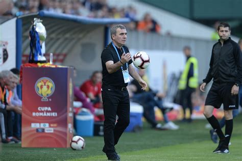 Both players have a good shape in their previous seasons, starting very well in the seoul tournament, with clear wins in minimum sets. Hagi nu se resemnează! Obiectiv grandios pentru Viitorul