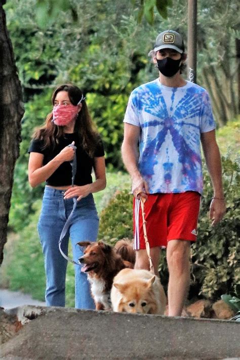 Aubrey plaza and jeff baena (photo by jamie mccarthy/getty images). Aubrey Plaza and Jeff Baena - Out in Los Angeles 08/27 ...