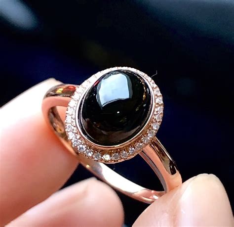 When tested under a range of accelerating aging and environmental conditions, including extreme heat, humidity, and ultraviolet light, it produced fewer errors than standard optical discs. High Grade Icy Black Jadeite Ring 18K Solid Rose Gold & Certificated Grade A Icy Natural Black ...
