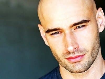 If you like him, but you don't really want to do this hug in. TESTOSTERONA: CARECAS: O PODER ESTÁ COM ELES