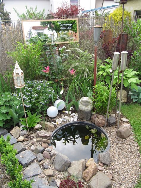 Erfrischende blickpunkte in ihrem garten ergeben sich unter anderem durch folgende wassernischen: Mai Garten 2013