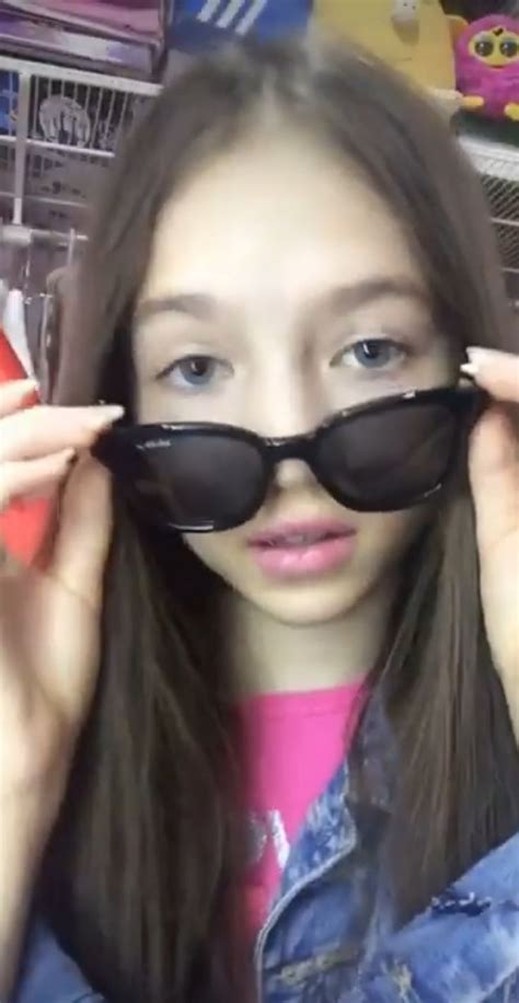 Здесь я показываю влоги, примерки. Pin by James McMillen on Dana Taranova | Sunglasses women ...