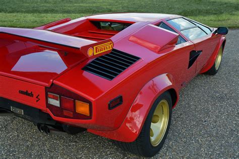 The lamborghini countach is one of the brands most iconic models and it's being reborn for the 21st century. Lamborghini Countach LP 400 S (1981) für 400.000 EUR kaufen