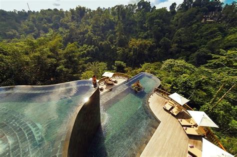 Search for find cheap ticket. Droomhotel @ Bali! Hanging Gardens midden in de jungle v/a 516 - TicketSpy