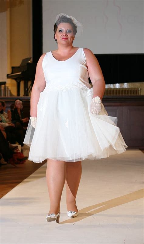 Brautkleid in übergröße dos und donts für das traumkleid. Rubinengel: Kurvenrausch Plus Size Fashion Show