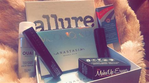 Allure beauty box is a monthly beauty subscription from allure magazine. December 2019 Allure Beauty Box! : BeautyBoxes