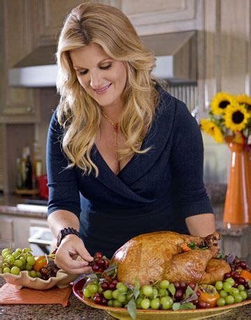 And i don't mind a piece myself now and then. Family Thanksgiving with Trisha Yearwood - Thanksgiving ...