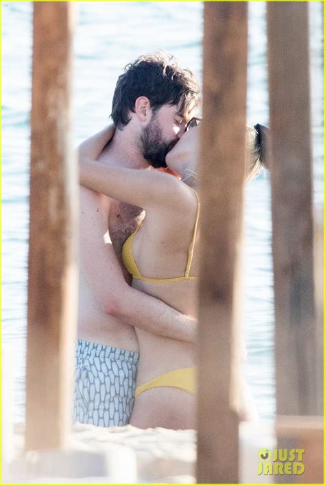 Roxy hot euro girlfriend brought to you by xxxbunker.com. Jack Whitehall & Girlfriend Roxy Horner Get Hot & Heavy on ...