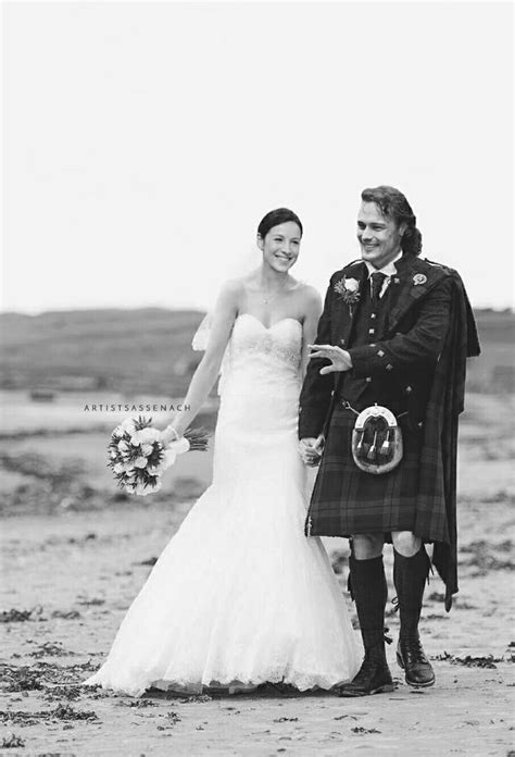 If you'll remember, season 2 ended with a pregnant claire (caitriona balfe) going back through the stones at. 47 besten Formal wedding kilts Bilder auf Pinterest | Sam ...