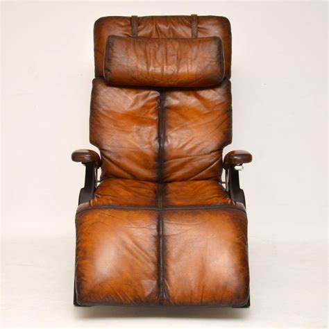 The mesh design is easy to clean. The Perfect Chair - Retro Leather Zero Gravity Reclining ...