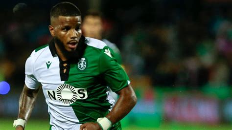 Actuellement au sporting portugal, le jeune latéral droit de 24 ans vient de disputer une saison pleine du côté de besikats. Beşiktaş'ın anlaşmaya vardığı Valentin Rosier bu akşam ...