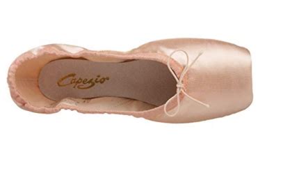 Most people's feet will fall into one of these categories. Best Pointe Shoes for Wide Feet (2020 Review) - Dancerholic