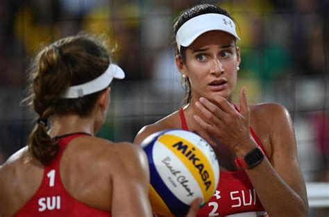 Păr care creşte la bărbaţi pe bărbie şi pe obraji. Larissa e Talita avançam para a semifinal do vôlei de ...