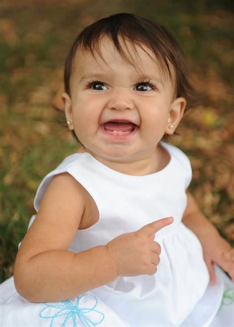 If your little one has dry and uncomfortable skin, consider these safe and effective eczema. Desiree Stover Photography: One Year Old Baby Gianna