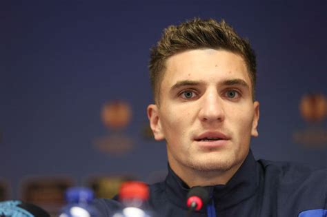 Get thomas meunier latest news and headlines, top stories, live updates, special reports, articles, videos, photos and complete coverage at mykhel.com. PSG : Meunier tacle Ménès et Pauwels