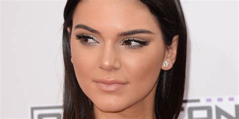 She has a younger sister, kylie. Kendall Jenner Poses As A Sexy Santa For Love Magazine ...