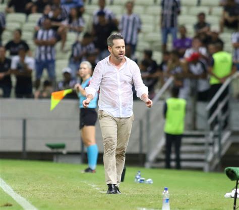 Contra ferroviária e ituano,ele fez primeiros jogos como titular. Ceará e Corinthians pelo Brasileirão: onde assistir a ...