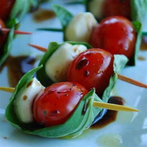 Who needs dinner when your appetizers are this good? Our Favorite Make-Ahead Party Appetizers - MomTrendsMomTrends