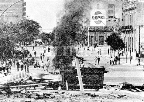 Aquella gesta, el glorioso cordobazo como lo llamó mi padre, sigue vivo, presente en los cordobeses, sigue vigente en aquellos que fueron parte y que nunca nadie podrá borrar, porque los héroes se quedan en la historia para siempre y marcan el camino por más que algunos quisieran que eso no. El segundo "cordobazo" - Opinión : : El Litoral - Noticias ...