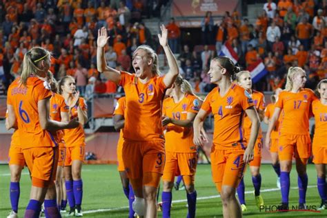 Na de vierde plaats op de wereldbeker van 2018 in rusland wil het team van coach gareth southgate zich voor het eerst kronen tot. Huldiging én volksfeest voor Oranje Leeuwinnen (als ze het ...