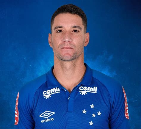 Thiago neves, 36, from brazil sport club do recife, since 2020 attacking midfield market value: Após reencontro contra Flu, Thiago Neves admite saudade ...