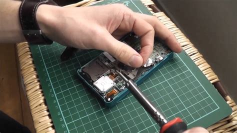 The shine of this game console is that it can display stereoscopic 3d effects without the use of 3d glass situation1: Fixing Consoles - Replacing A Faulty Nintendo 3DS ...