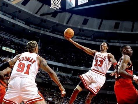 The hawks average 113.4 points per game against the bulls' 112.6, totaling 2.5 points under the matchup's over/under of 228.5. Bulls vs. Hawks 1997 Playoffs Game 1 - YouTube