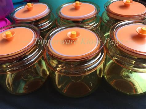 Spesel raya 20191 tingkat, 5 kelopak2 tingkat, 10 kelopakcantik, moden & design eksklusifmuda. Bekas Kuih Raya Tupperware - Counterpart (Sunsuria)