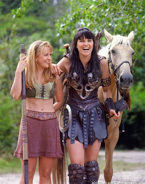 29 марта, 1968 овен рост: Lucy Lawless - Celebrity Gossip