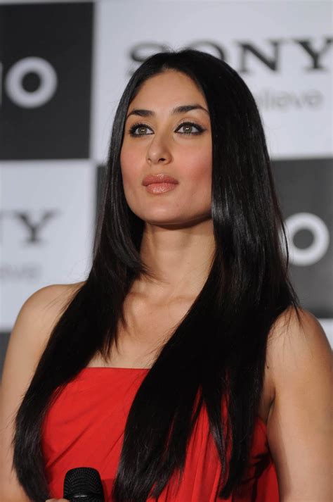 Face Wallpapers: Kareena Kapoor Wallpapers