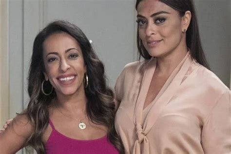 Maybe you would like to learn more about one of these? Juliana Paes alfineta Samantha Schmütz em post sobre ...