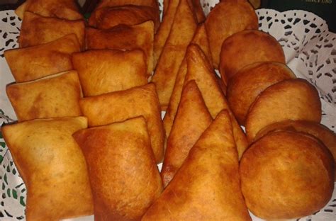 Add the warm milk,baking powder and the cassava flour. Discover Uganda through food: Five easy to make Ugandan ...