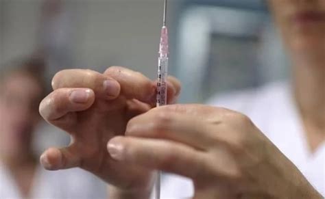 El revolucionario producto fue realizado por el consejo indio de investigación médica tras una serie de pruebas realizadas con 303 candidatos, logrando un porcentaje de funcionamiento de 97,3%, según rs sharma, uno de los responsables de. Lista la primera inyección anticonceptiva para hombre - Lo ...