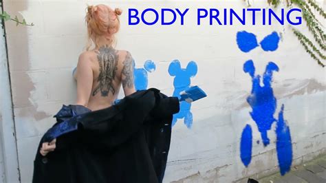 Before you can paint on raw canvas, the fabric should be primed. SHIDA AND ZHEANI - BODY PRINTING IN THE STREET - YouTube