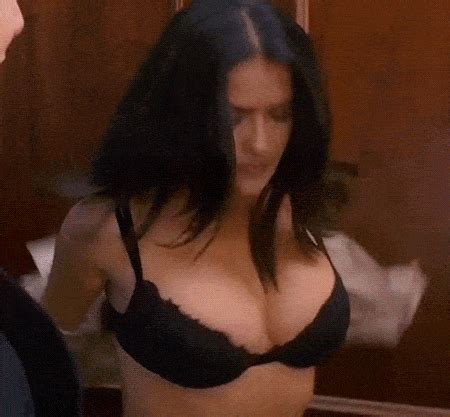 They share even less in common when jennifer mysteriously gains an appetite for human blood after a disastrous fire at a local bar. Salma Hayek Has All The World's Hotness In Her (gifs ...