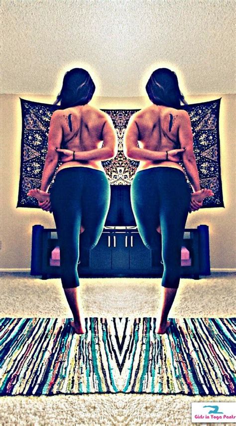 Dressing, bend over, japanese panties, japanese panty, show panties, leopard. 13 Hot Girls Showing Off Their Booties In Yoga Pants ...