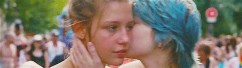 Blue film video ( the world's fr blue film ). See the Lovers of 'Blue is the Warmest Color' in GIFs ...