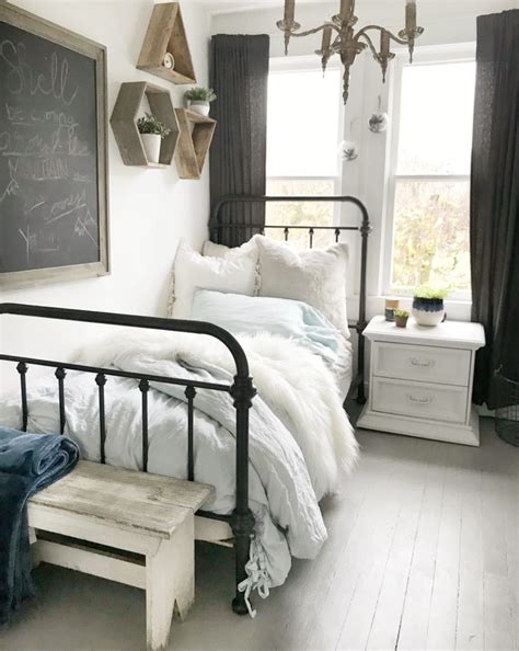 ⬤ picture quiz about bedroom vocabulary. 5 Style Tips For A Teen Girls Boho Farmhouse Bedroom ...