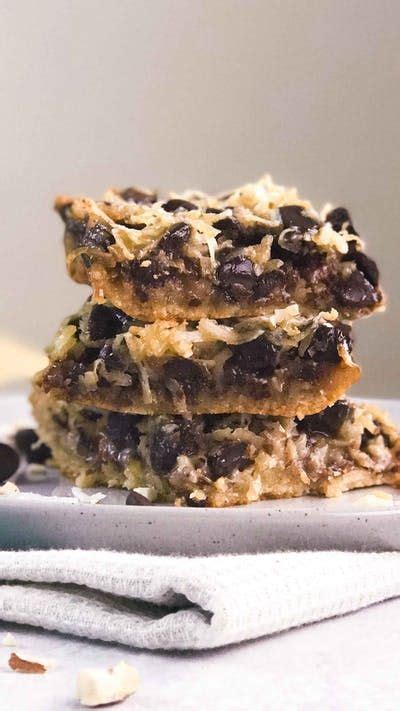 So i had to look them up. Chocolate & Coconut Paleo Magic Bars | Recipe | Paleo ...