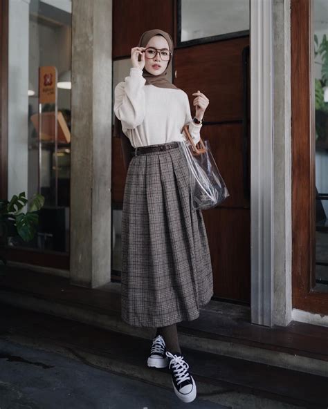 Lebih santai dan tidak meninggalkan kesan. Ootd Vintage Style Hijab - Best Hijab Style