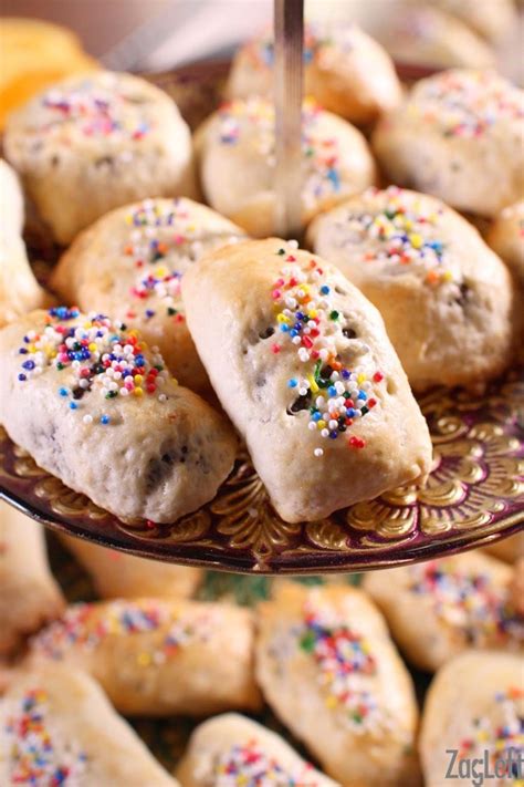 They are often baked for special occasions such as weddings or christmas. Sizilianische Cuccidati / Sicily / When wayne baden was growing up his grandmother made a ...