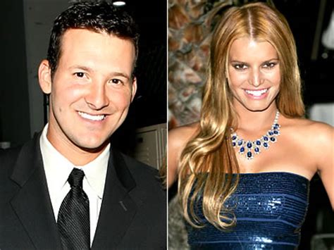 After performing in church choirs as a child. Tony Romo y Jessica Simpson terminaron en los peores ...