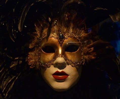 It was opening day back in 1999. Mask Eyes Wide Shut | Mask from the film Eyes Wide Shut ...