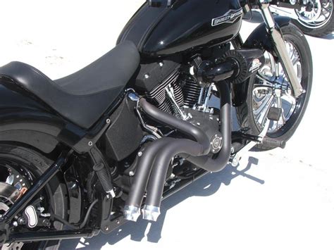 You won't have trouble finding your bike in the crowd at bike night. Night Train Exhaust Help - Harley Davidson Forums